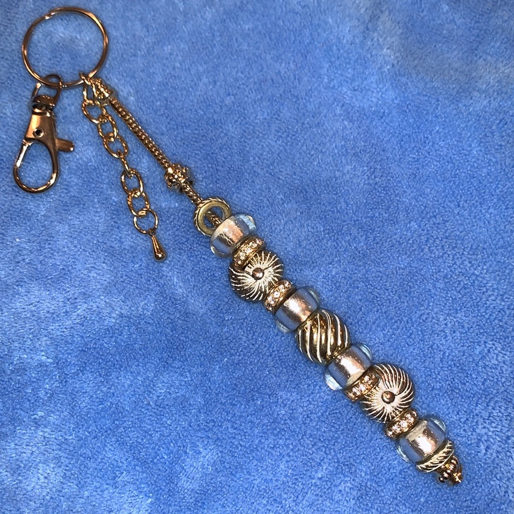 Elegant Silver Keychain Accessory